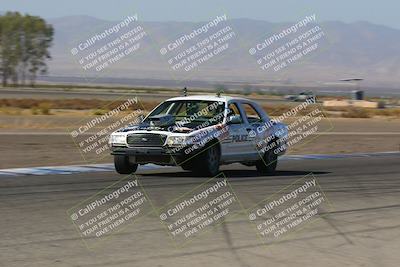 media/Oct-01-2022-24 Hours of Lemons (Sat) [[0fb1f7cfb1]]/10am (Front Straight)/